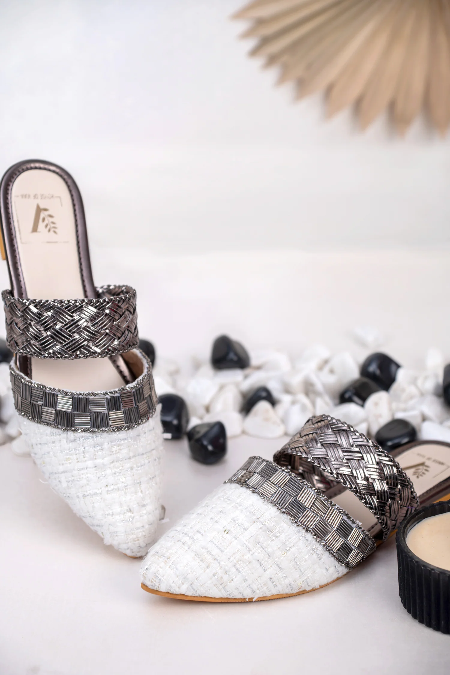 Dream Weaver Mules - Image 2