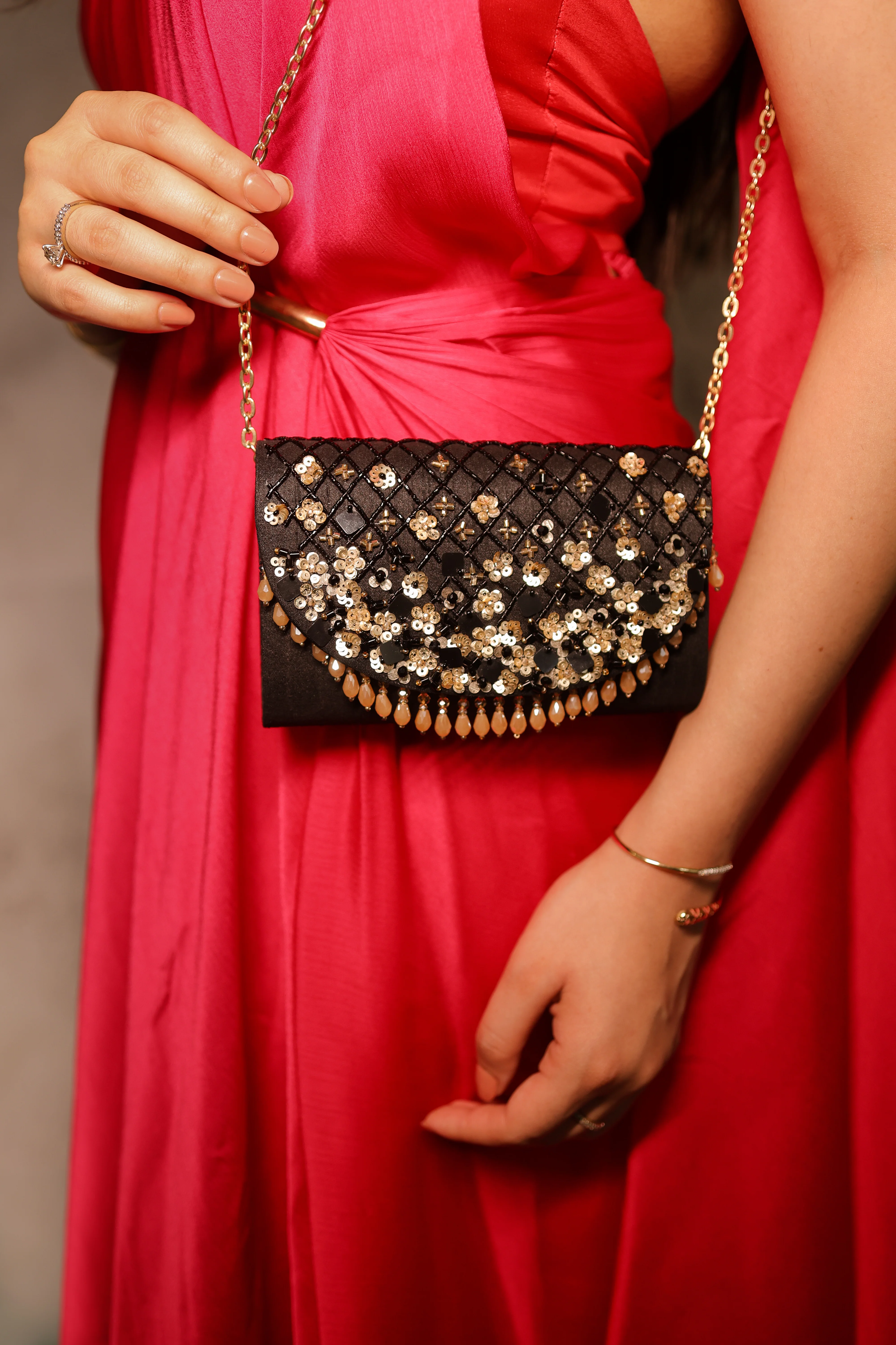 Faiza Belt Bag - Image 3