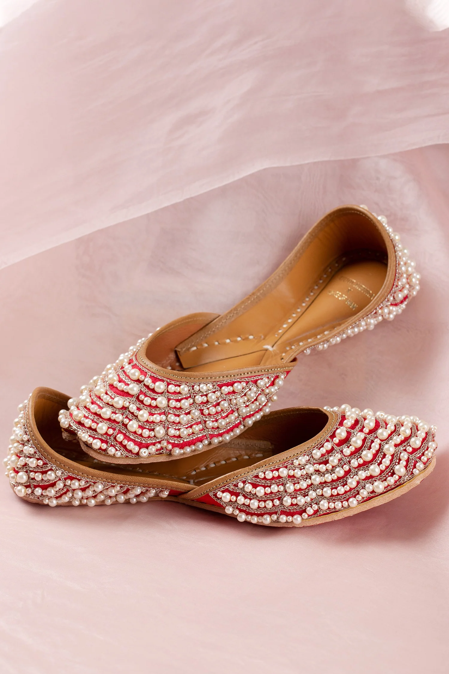 Isa Red Juttis (RM x Vian) - Image 4