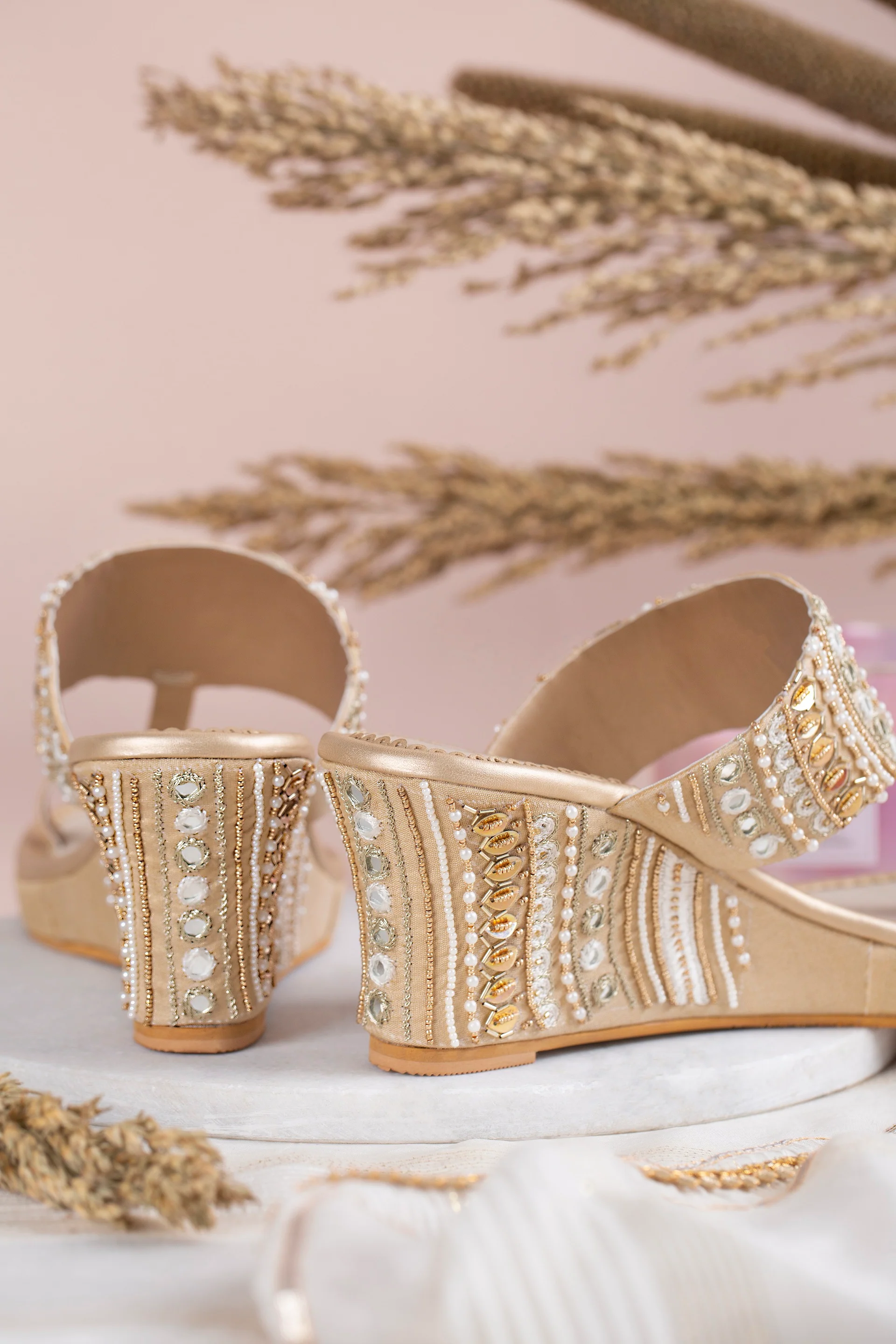 Jharokha Wedges - Image 4