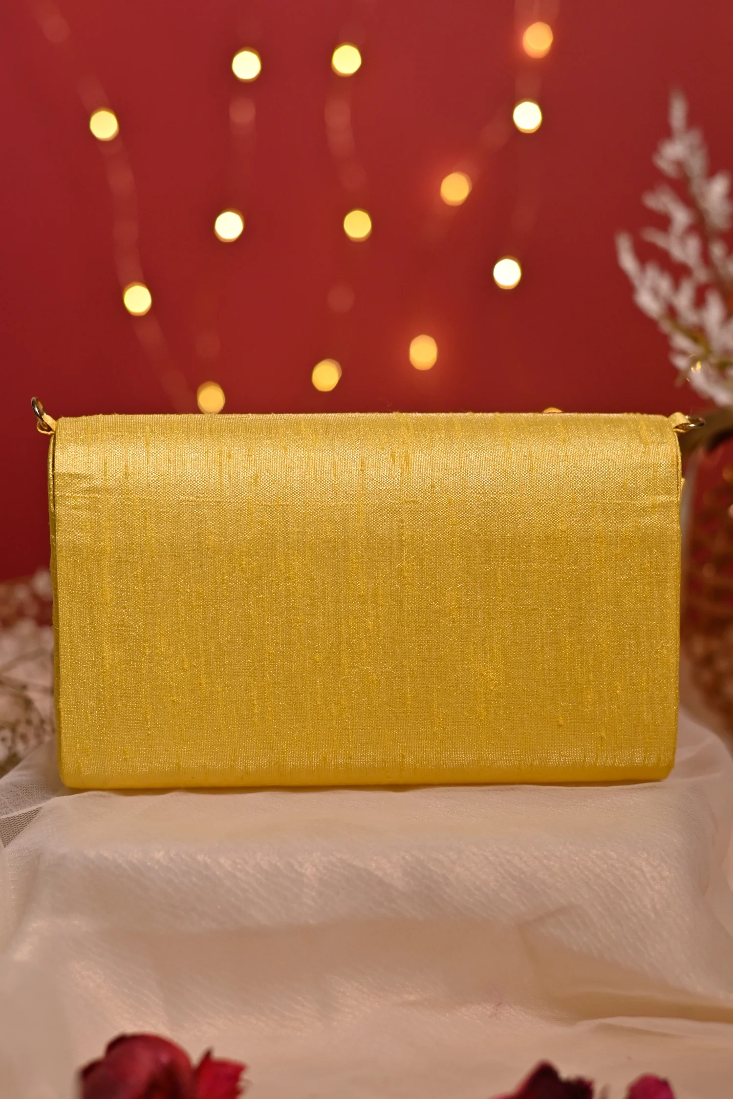 Juane Handheld Clutch - Image 5