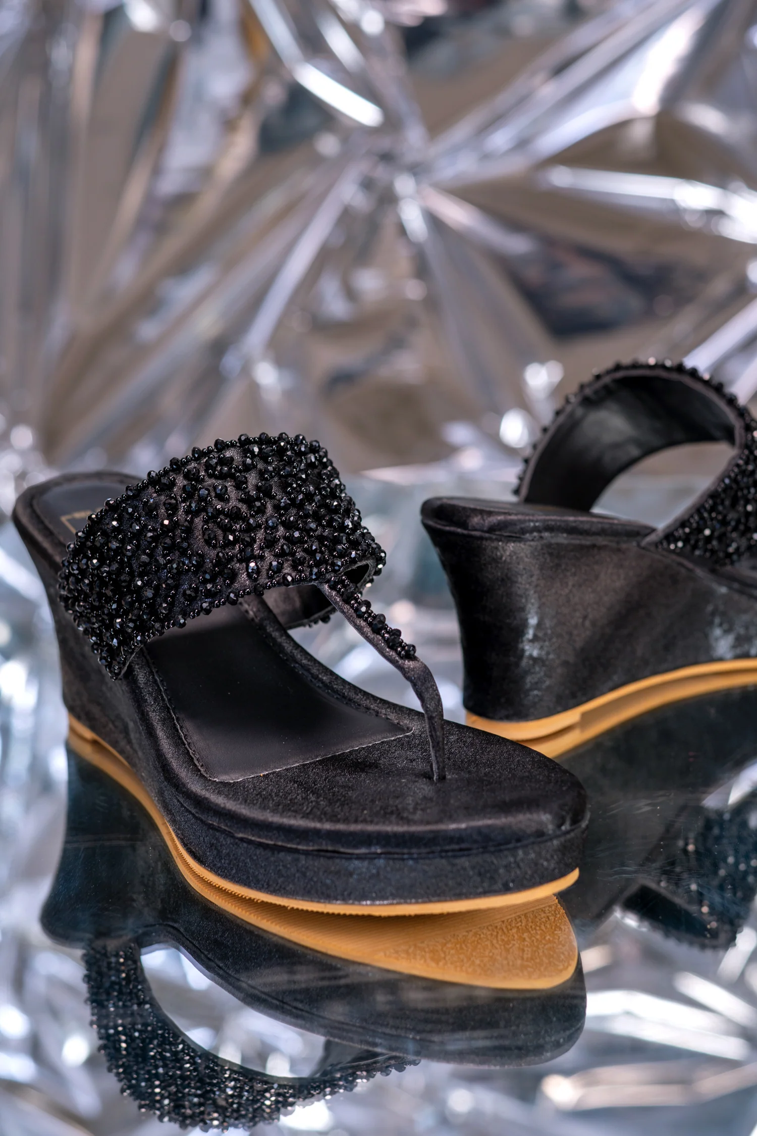 Kyra Black Wedges - Image 3