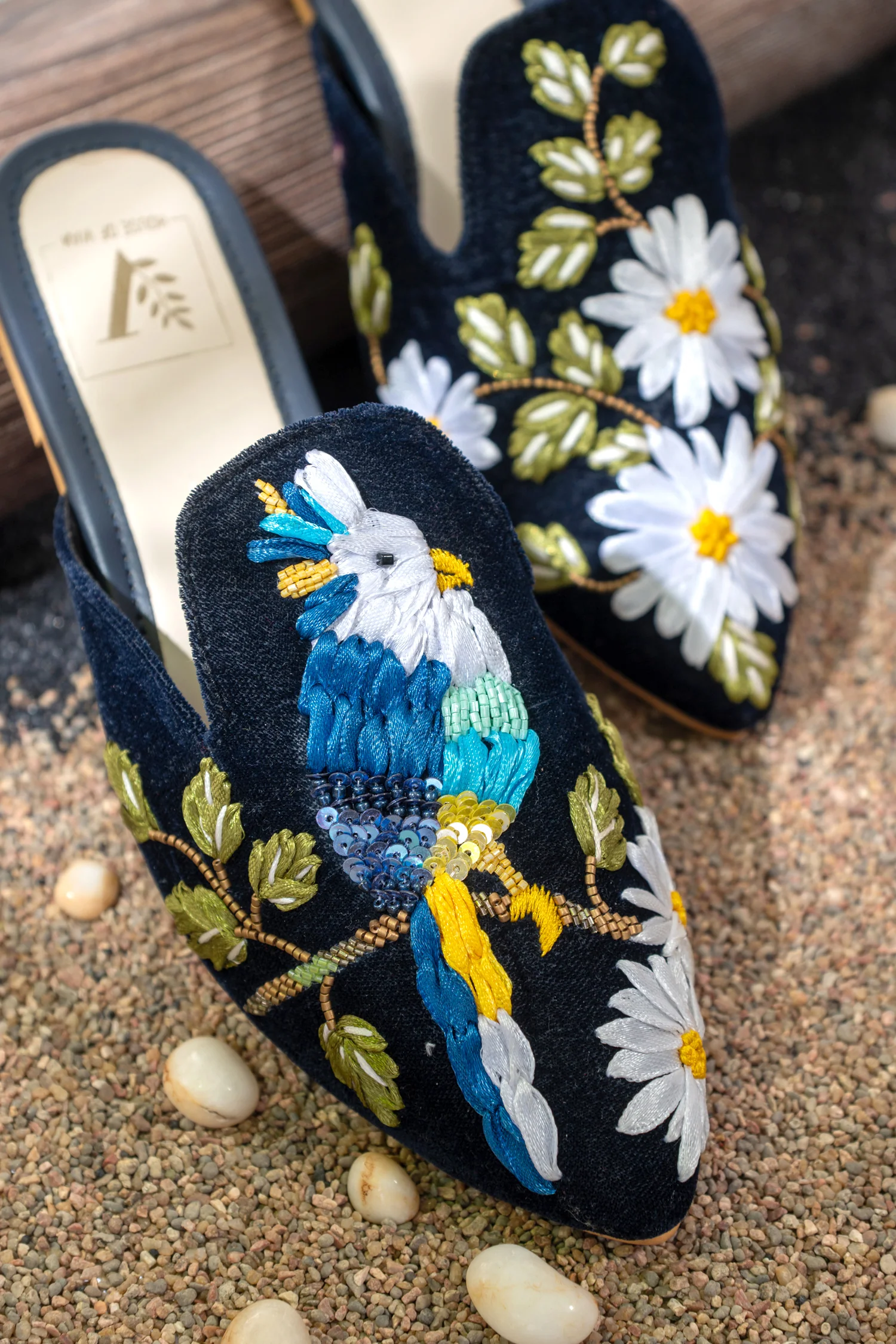 Macaw Mules - Image 3