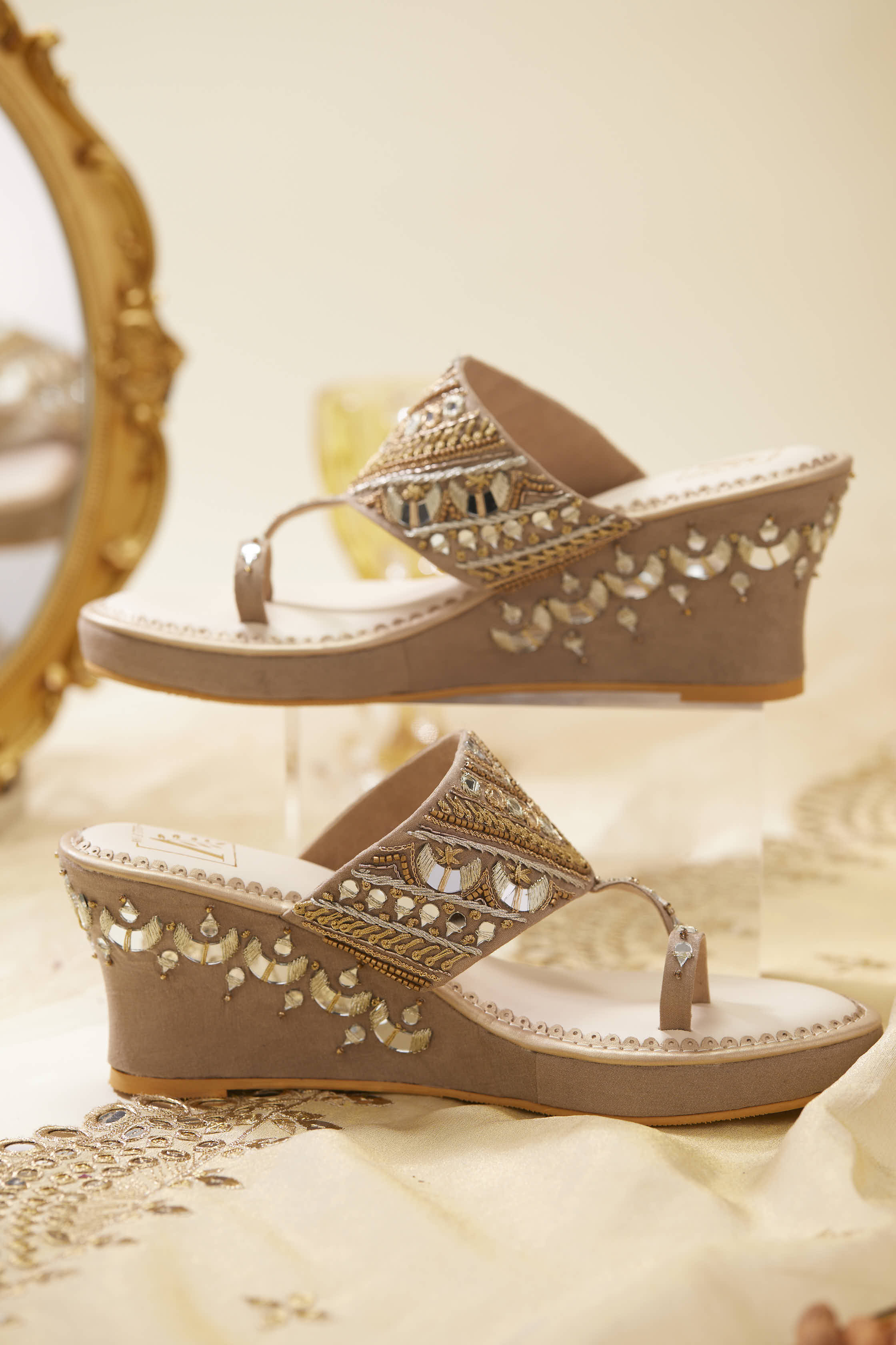 Mahira Gold Wedges - Image 4