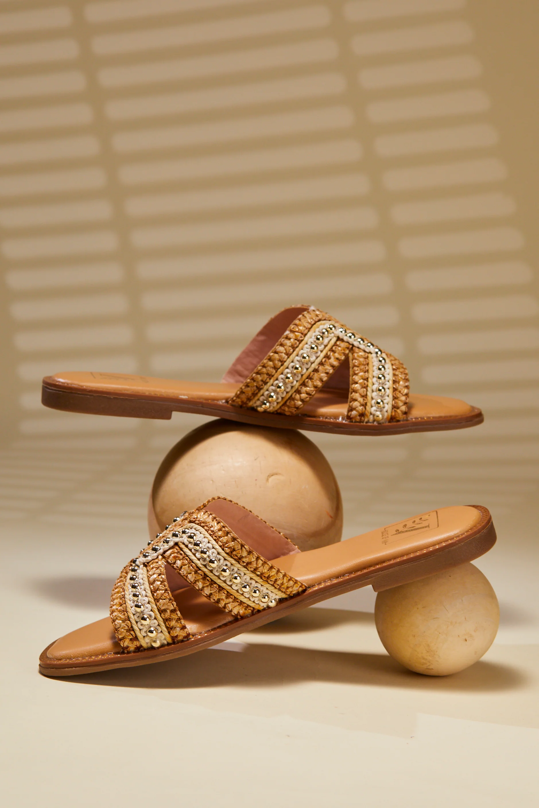 Meadow Beige Flats - Image 4