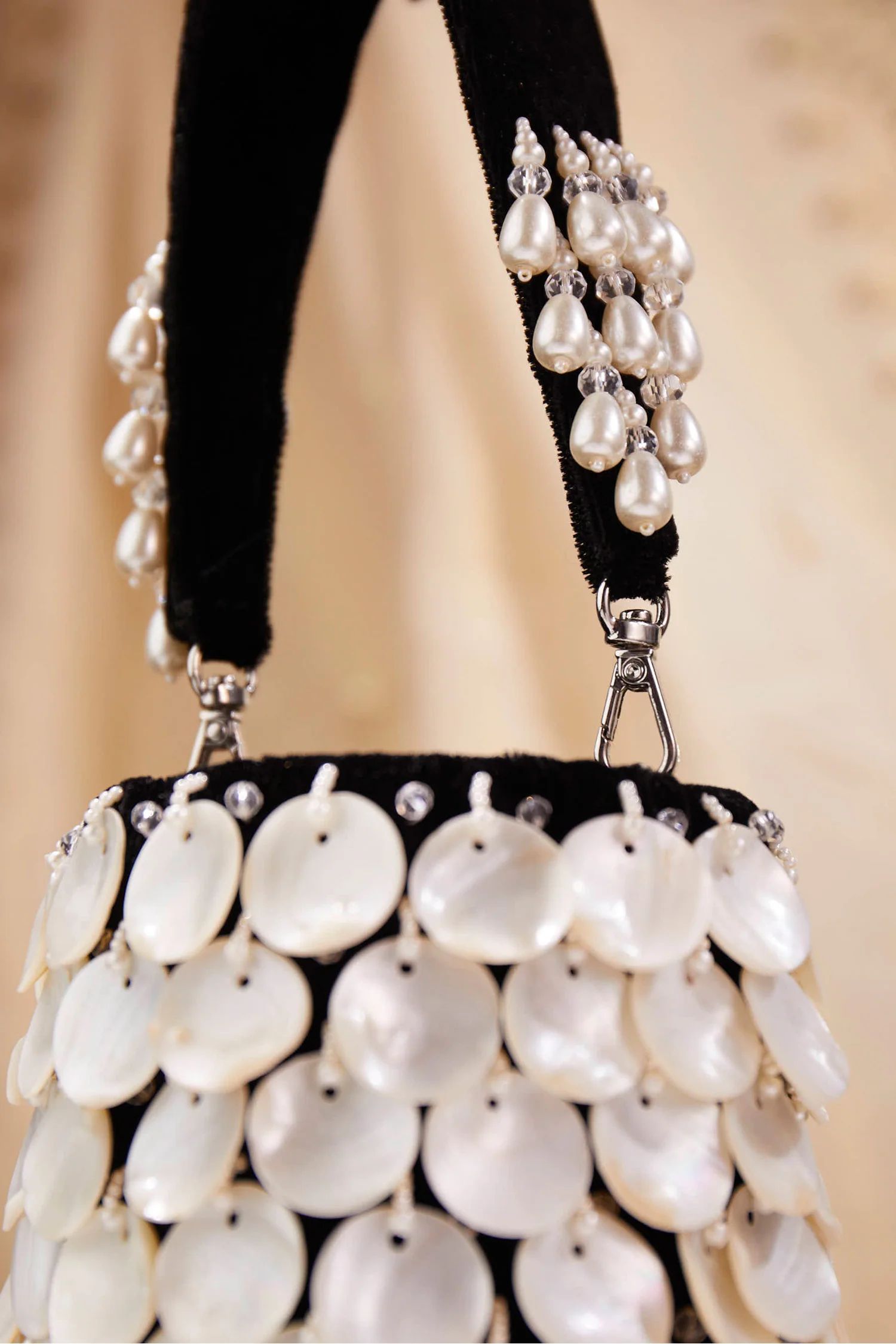 Oyster Black Potli - Image 3