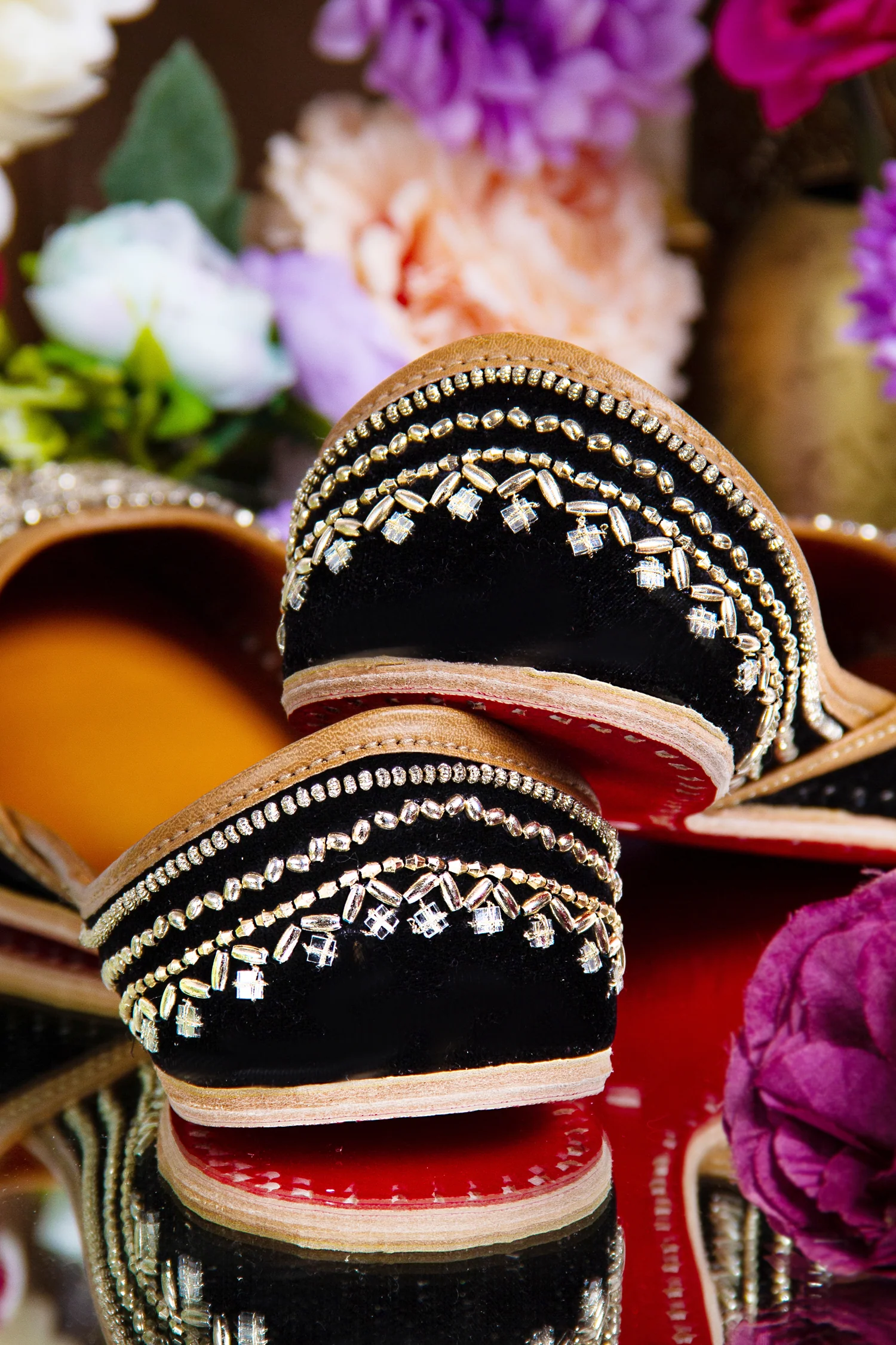 Saanjh Juttis - Image 3