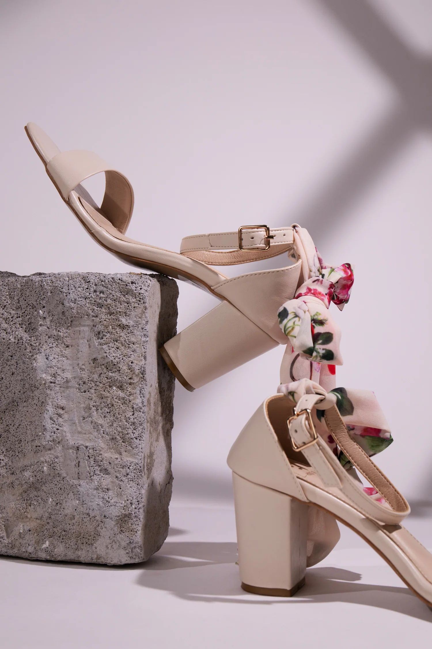 Springfield Tie-up Heels - Image 3