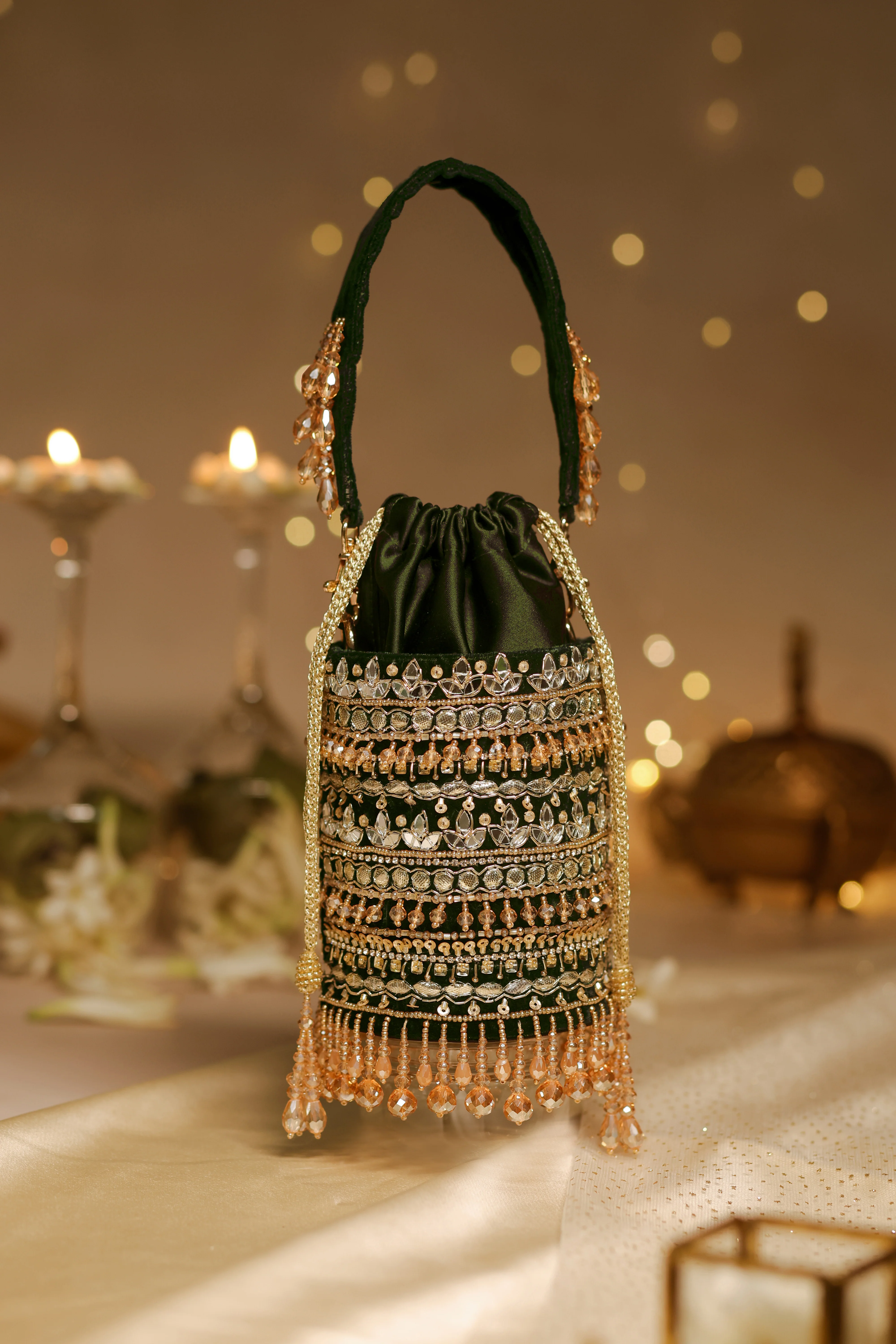 Zoya Emerald Green Bucket Potli - Image 4
